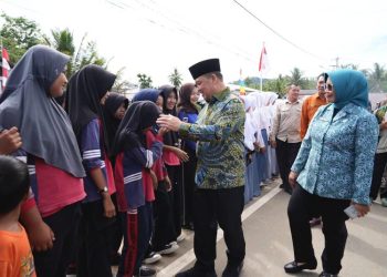 Gubernur Kalbar Luncurkan Program Gema Membangun Desa di Temajuk Sambas
