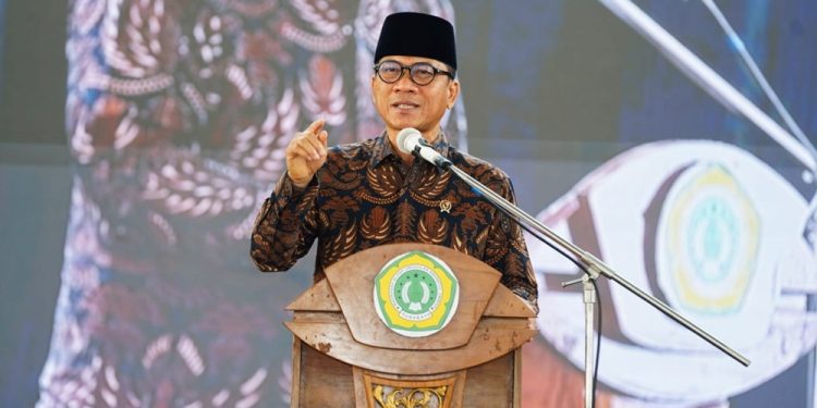 Pesantren Ditegaskan Sebagai Pilar Pembentuk Karakter di Desa
