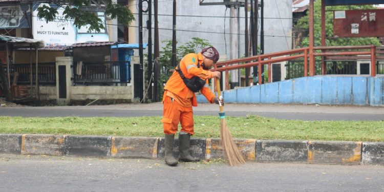 Kota Padang Terapkan Standar Kebersihan Baru di Ruang Publik
