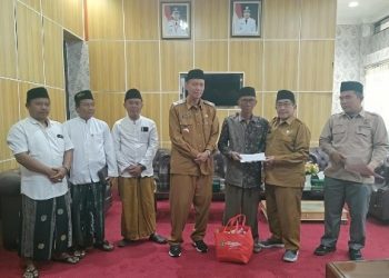 Pemkab Sumenep dan Baznas Berikan Bantuan untuk Korban Kebakaran di Giligenting