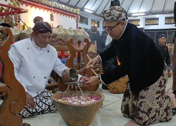 Ritual Jamasan Kyai Tombak Abirawa di Batang: Upaya Pelestarian Budaya