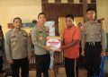 Kapolres Madiun Lakukan Anjangsana ke Anggota Sakit dan Purnawirawan Polri