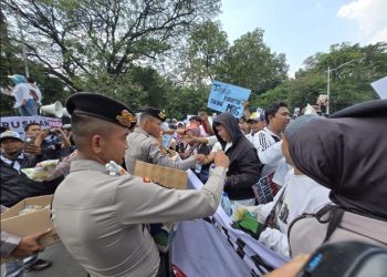 Polda Metro Jaya Tegaskan Aksi Unjuk Rasa di Monas Berjalan Lancar