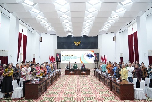 Pemkot Pontianak Intensifkan Pengerukan Parit untuk Atasi Banjir