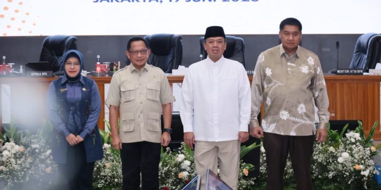 Menteri ATR/BPN dan Mendagri Keluarkan Surat Edaran untuk Integrasi LP2B ke RTRW dan RDTR