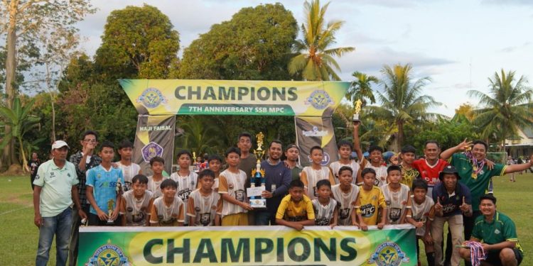 SSB Mantimin Putera Club Raih Gelar Juara di Turnamen Sepak Bola Usia Dini