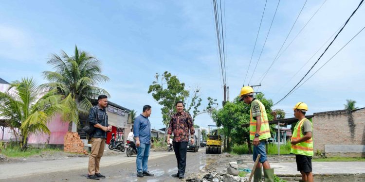 Wabup Sergai Pantau Progres Pembangunan Jalan Sei Rampah-Tanjung Beringin
