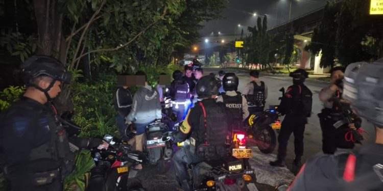 Brimob Polda Metro Jaya Amankan 11 Remaja dan Lima Motor di Duren Sawit