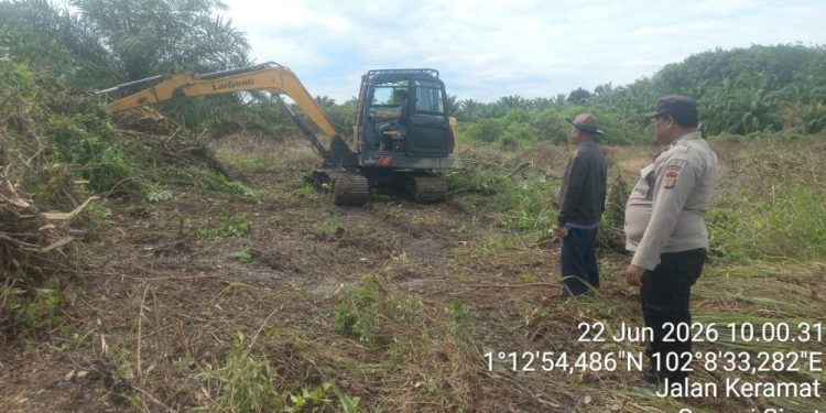 Polsek Siak Kecil Dukung Ketahanan Pangan dengan Lahan Jagung 4 Hektare
