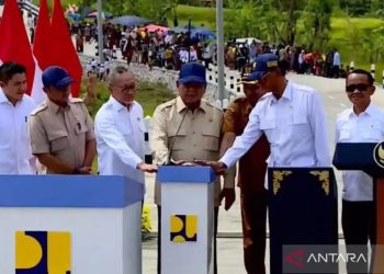 Presiden Prabowo Resmikan 1.151 Km Jalan Daerah di 37 Provinsi