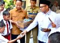 Pemkab Batang Berikan Seragam Gratis untuk Siswa Baru SD dan SMP