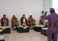 Gubernur Gorontalo Sambut Pejabat Negara dengan Adat Mopotilolo