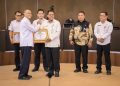 Pemko Pekanbaru Raih Penghargaan Informatif di Riau Award 2025