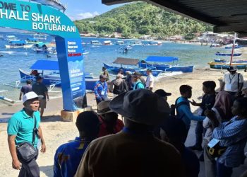 Ekonomi Gorontalo Tumbuh Rp177,6 Juta Berkat Wisata Hiu Paus Selama PENAS XVII