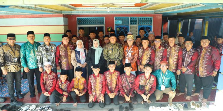 Kunjungan Bupati Barito Kuala Pererat Hubungan di MTQ Kalsel