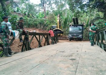 Jembatan Bailey Kembali Buka Akses Warga Candiroto