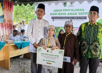 Baznas HSU Salurkan Santunan Anak Yatim di Momen 10 Muharram