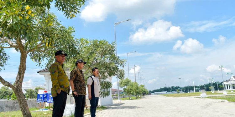 Bupati Sergai Fokus Penataan Alun-Alun, Siapkan 30 Lapak UMKM