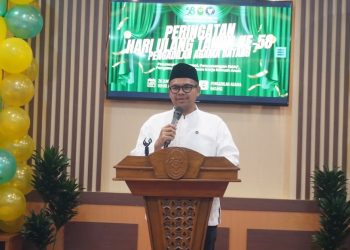 Pemkab Batang Salurkan Seragam Gratis untuk Siswa SD dan SMP Melalui BOSDA