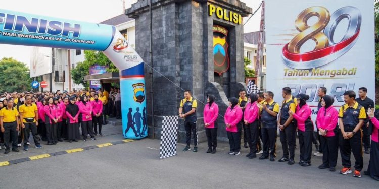 Polda Jateng Rayakan Hari Bhayangkara ke-80 dengan Olahraga Bersama