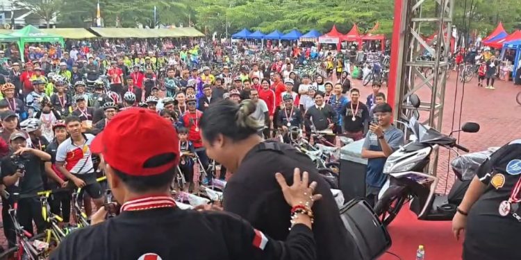 Soekarno Fun Bike 2026 Dorong Ekonomi UMKM di Kubu Raya