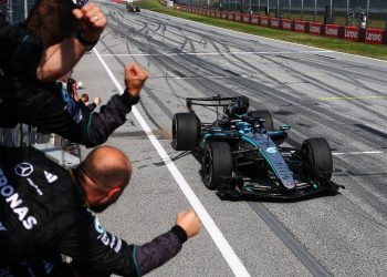 George Russell Raih Kemenangan di GP Austria 2026