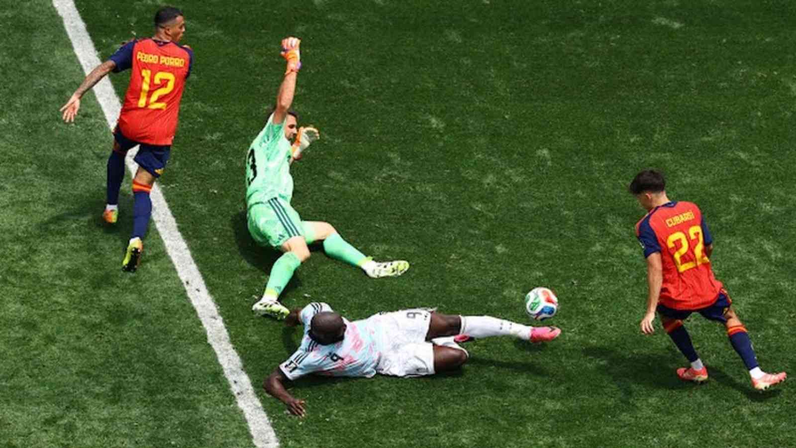Adu Ketajaman Mbappe dan Kreasi Lamine Yamal