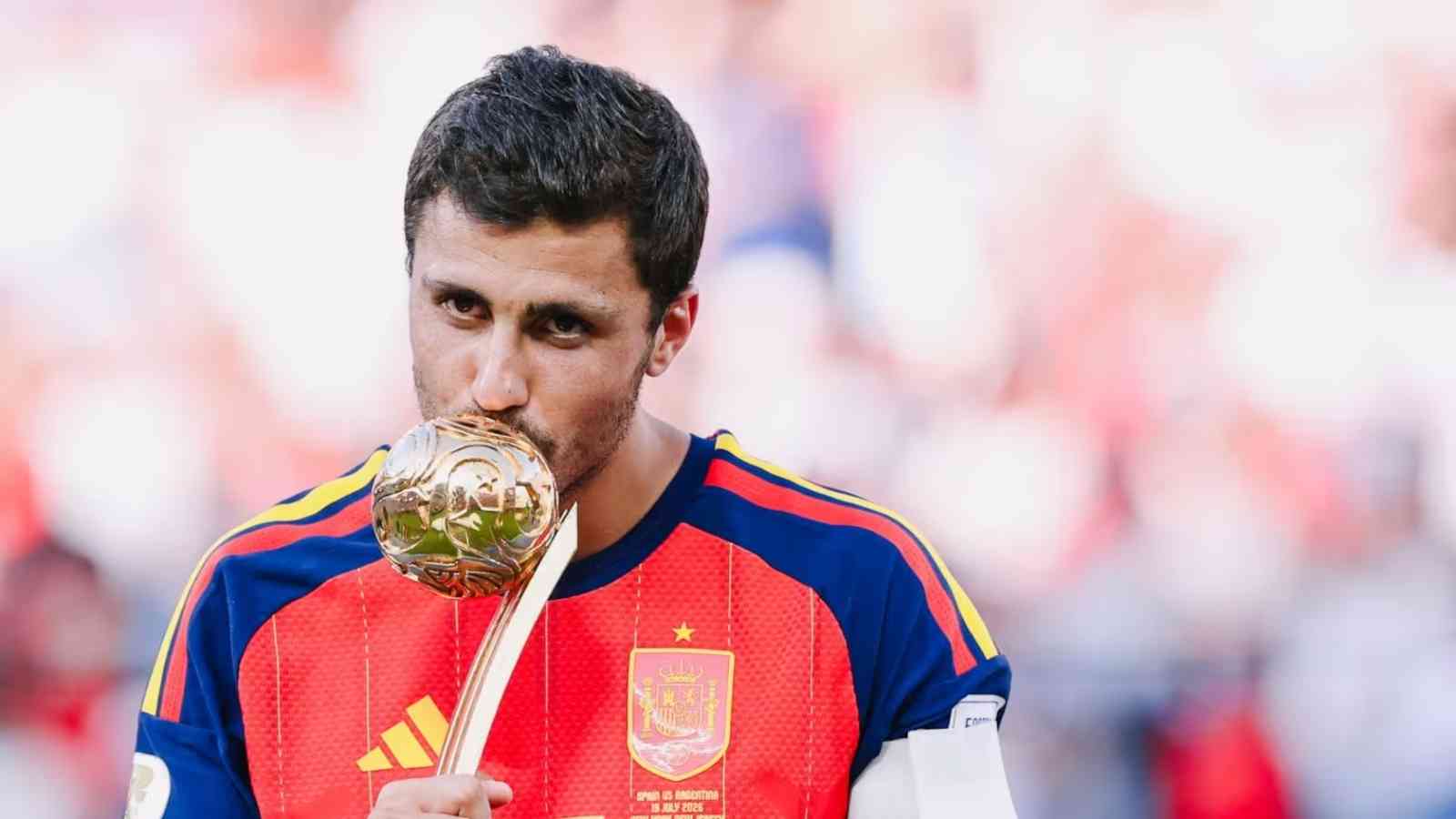 Golden Ball 2026 Jadi Milik Rodri, Kapten Spanyol Tampil Dominan