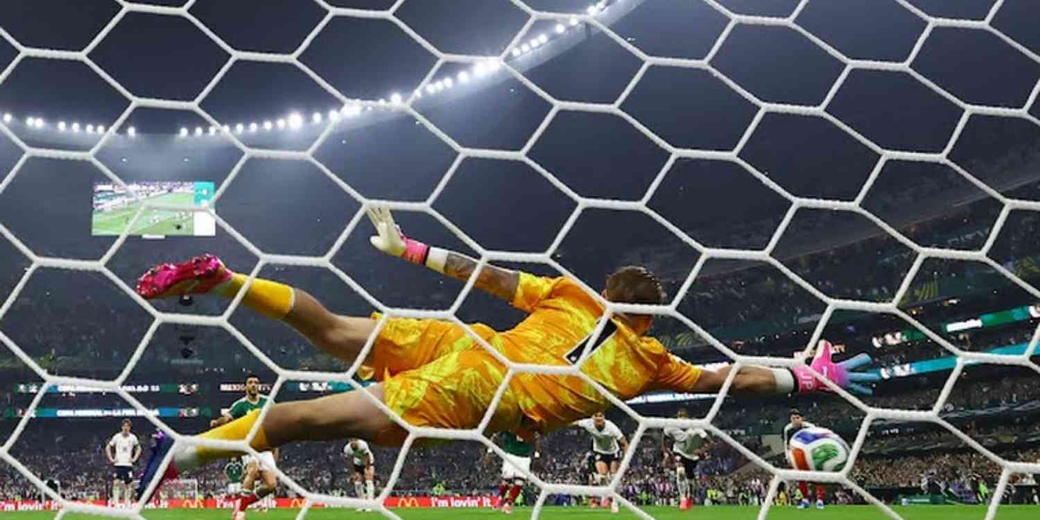 Hasil Sementara Mexico vs England Harry Kane Cetak Gol, Inggris Bertahan dengan 10 Pemain