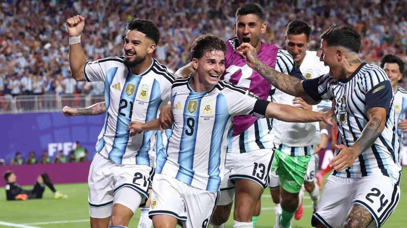 Kontroversi Argentina vs Swiss Murat Yakin Kritik Aturan VAR dan Kartu Merah Embolo