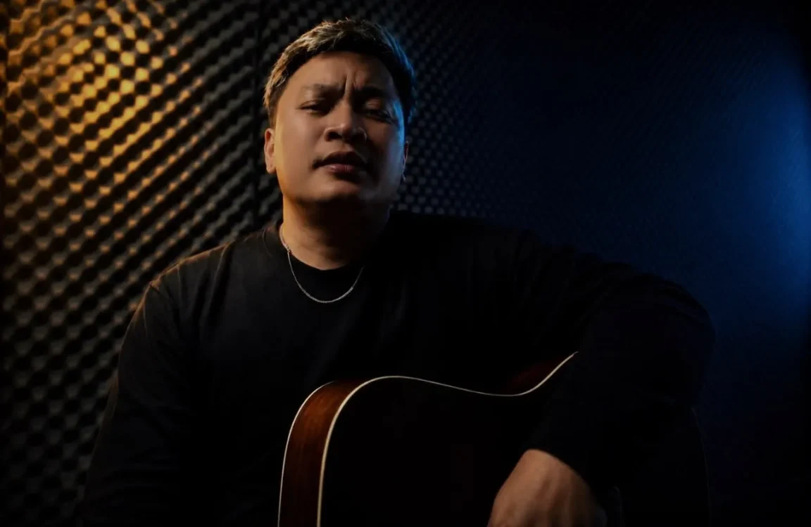 Okyriyue Bawakan Kau Bersama Dia, Cover Lagu Malaysia Ini Hadirkan Nuansa Berbeda