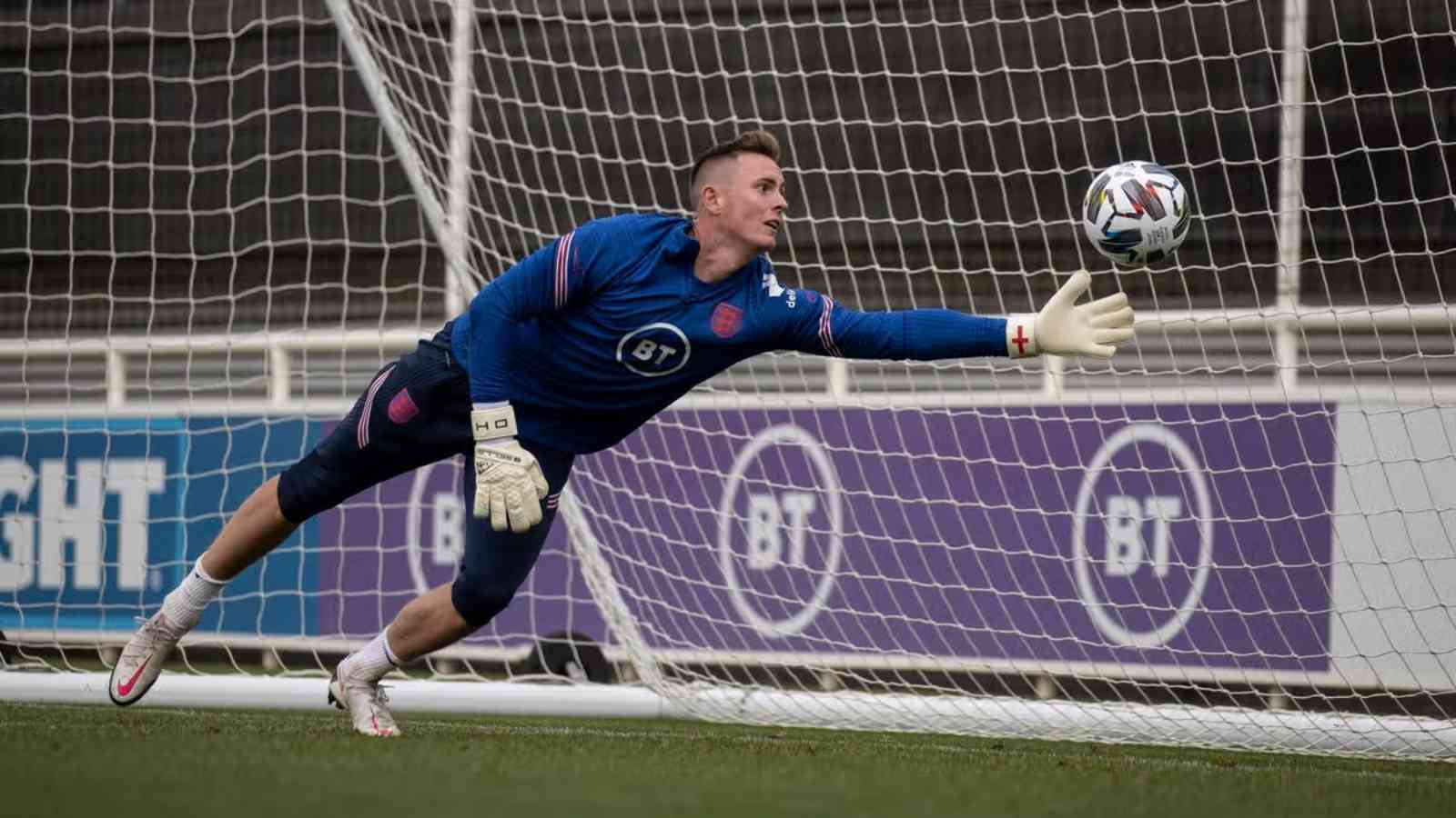 Profil Dean Henderson