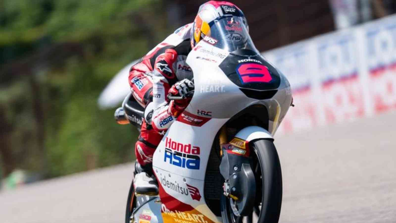 Veda Ega Pratama Masih Bertahan di 6 Besar Moto3 2026