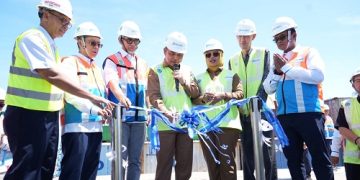 Ekspor Perdana Peti Kemas dari Terminal Kijing Dilepas Gubernur Kalbar