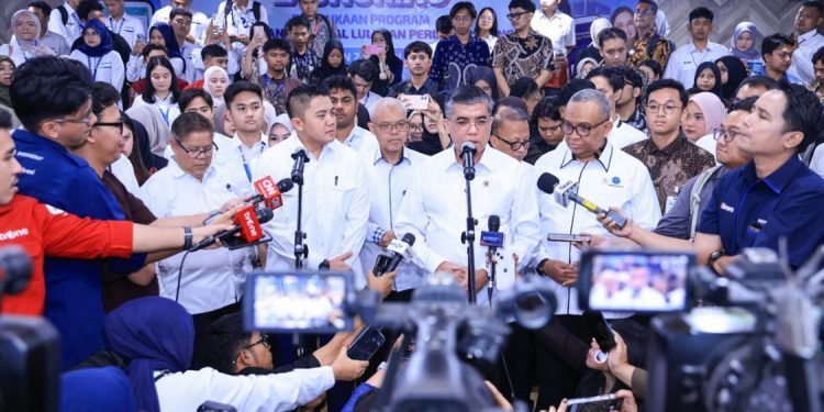 Pemerintah Tingkatkan Kuota Magang Nasional untuk Percepat Serapan Kerja