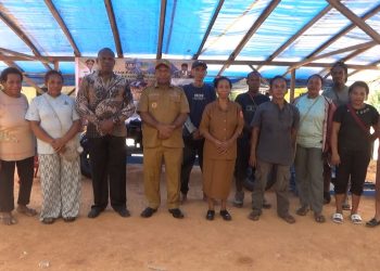 Kelompok Usaha Mama OAP di Boven Digoel Dapat Bantuan Mesin Cetak Batu Bata
