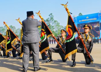 Kapolda Lampung Irjen Pol Helfi Assegaf Raih Penghargaan Nugraha Sakanti