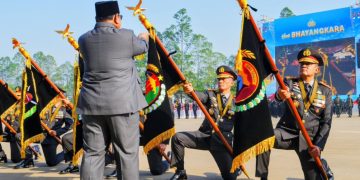 Kapolda Lampung Irjen Pol Helfi Assegaf Raih Penghargaan Nugraha Sakanti