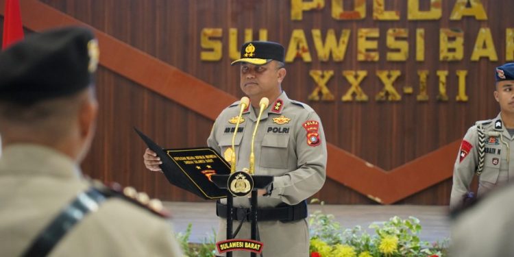Kapolda Sulbar Pimpin Sertijab, Tegaskan Jabatan Sebagai Amanah
