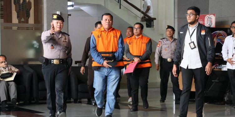 KPK Ungkap Dugaan Suap Jabatan di Kuansing, Dua Mobil Mewah Disita