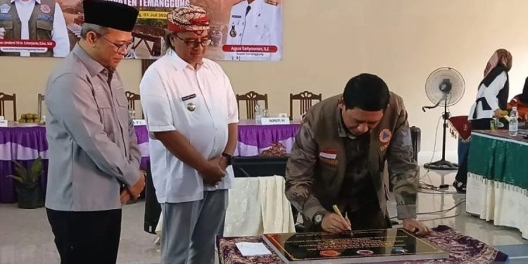 Kepala BNPB Peringatkan Pemda Antisipasi Kebakaran TPA di Musim Kemarau