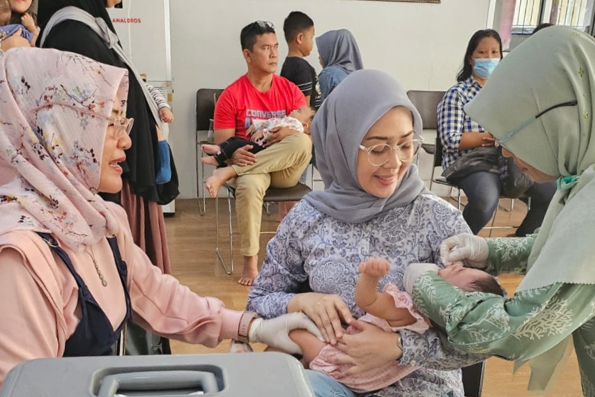 Imunisasi di Riau Meningkat, Dinkes Ajak Orang Tua Lengkapi Vaksin Anak