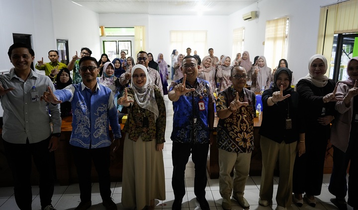 Darpusda Banjarbaru Tingkatkan Pelayanan Publik Lewat Pelatihan Service Excellent