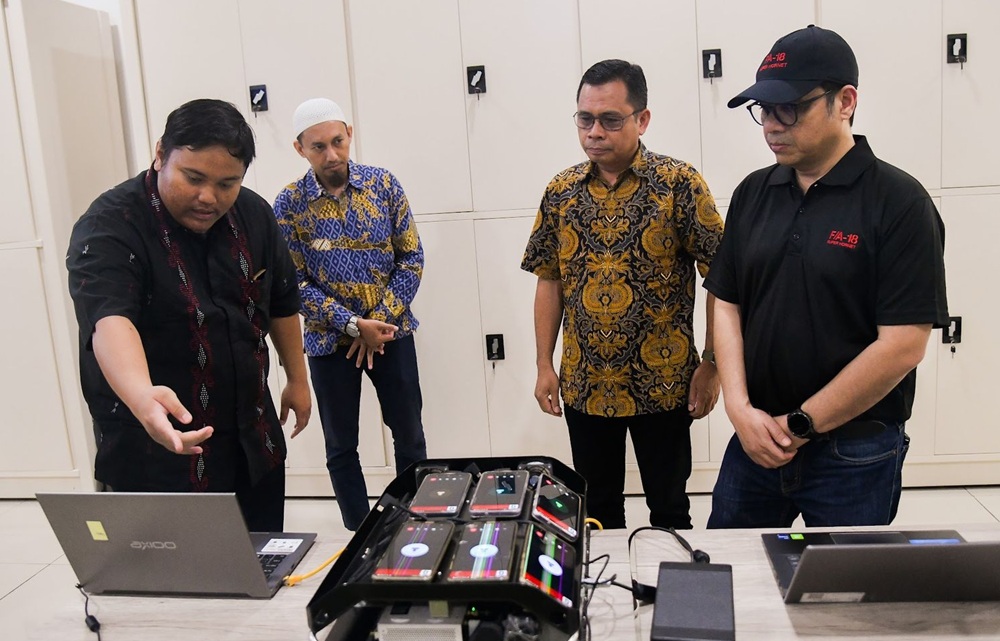 Kemkomdigi Targetkan Internet 100 Mbps Nasional dalam Dua Tahun