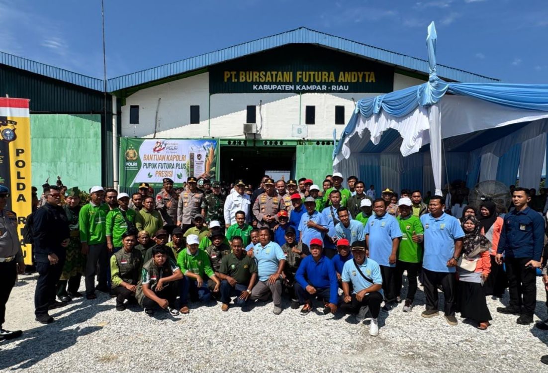 Kapolri Tinjau Pabrik Pupuk Batu Bara di Kampar, Siap Ekspor ke Pasar Global