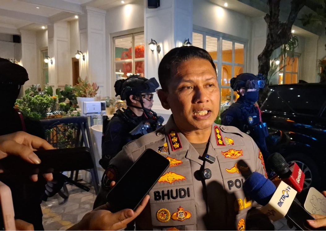 Polda Metro Jaya Temukan Uang Asing dan Dokumen di Restoran De’Clan