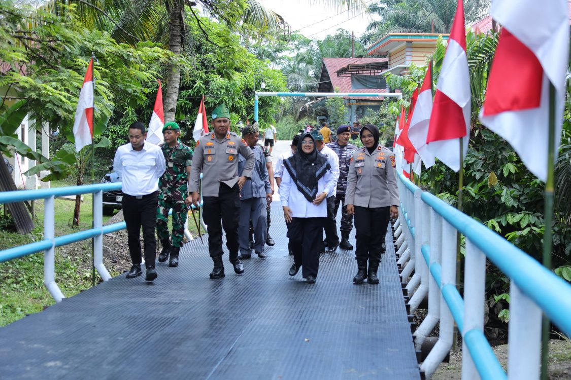 Jembatan Merah Putih Presisi Tingkatkan Mobilitas Warga Siak
