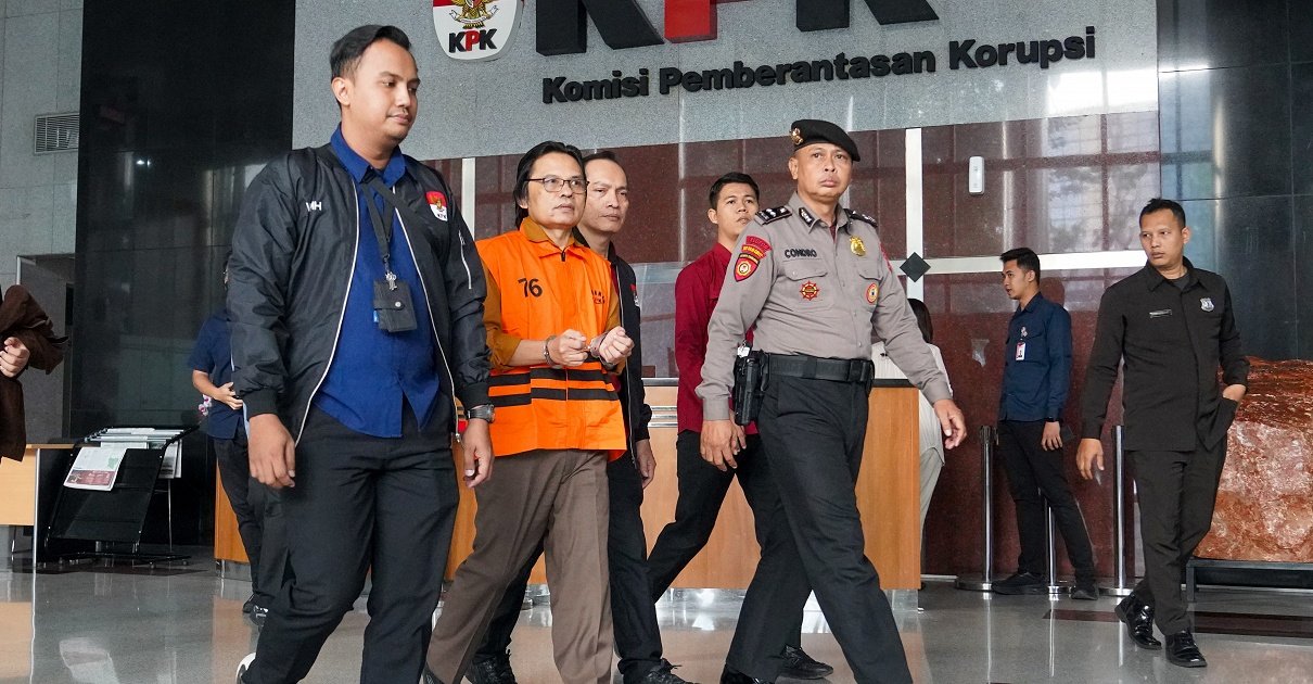 KPK Tahan Mantan Sekjen MPR Terkait Kasus Gratifikasi Rp30 Miliar