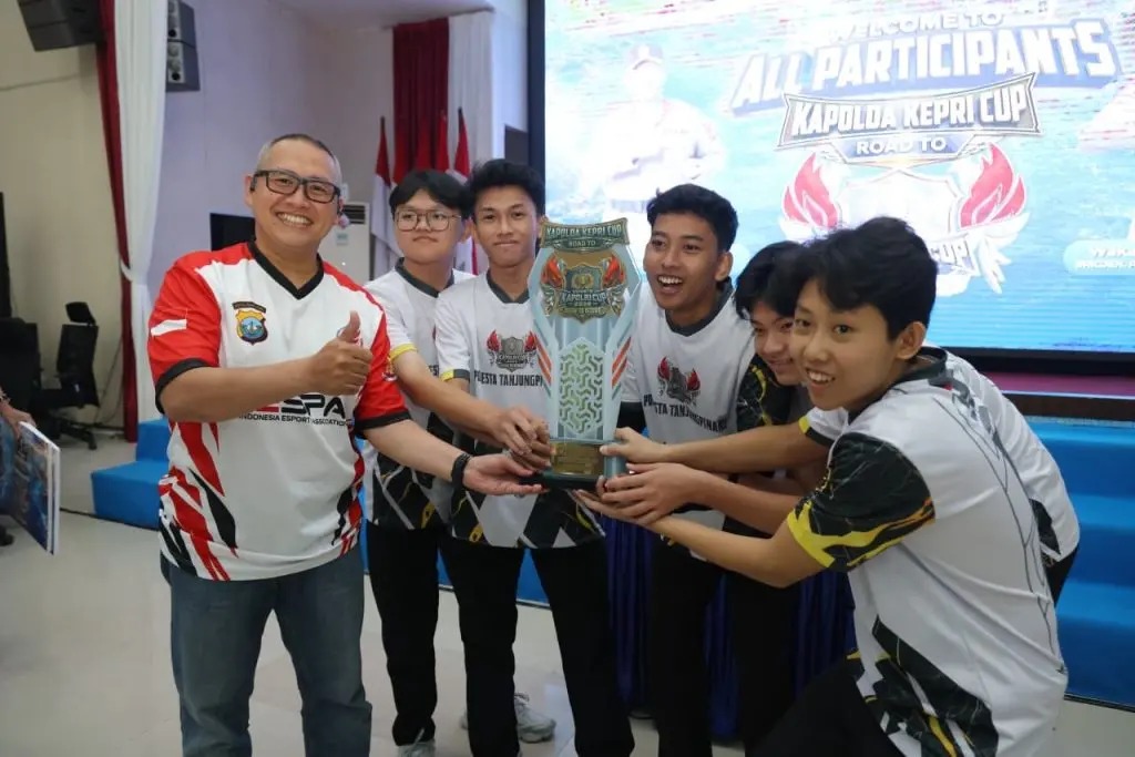 Polda Kepri Tutup Turnamen Mobile Legends Menuju Esports Kapolri Cup 2026