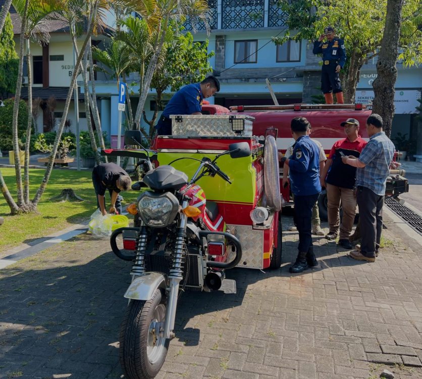 Armada Pemadam Kebakaran Demak Siap Tangani Kebakaran di Jalan Sempit